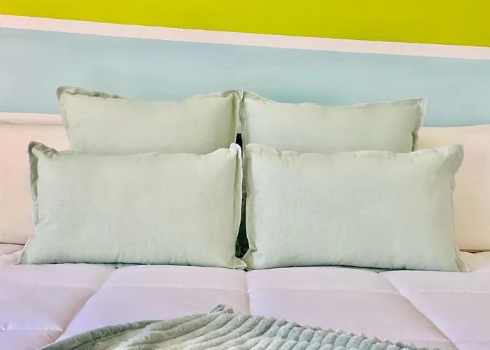 Canaryislandshost L Sea View Puerto del Carmen (Lanzarote)