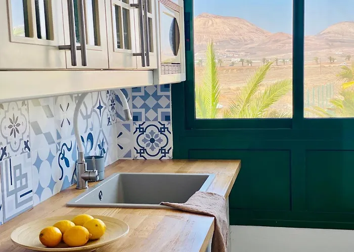 Canaryislandshost L Sea View Apartment *